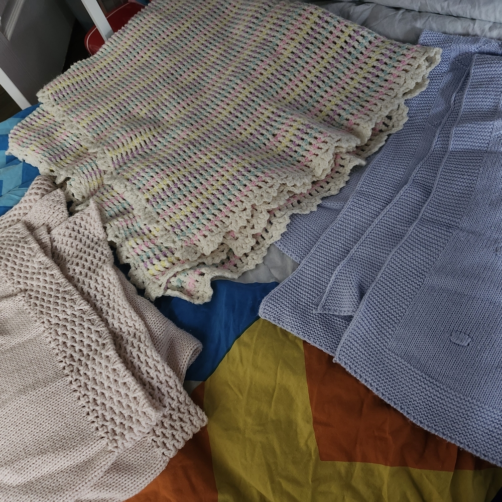 Cozy Multicolor Knit Baby Blankets